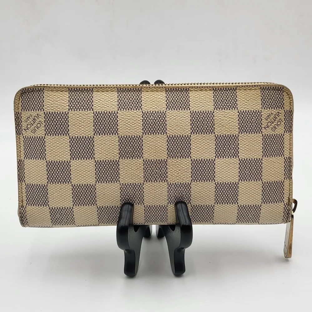 Louis Vuitton Damier Azur Zippy Long Wallet. Authentic....